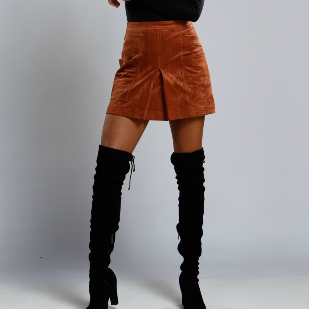 BCBG MAXAZRIA front pocket soft fur mini skirt